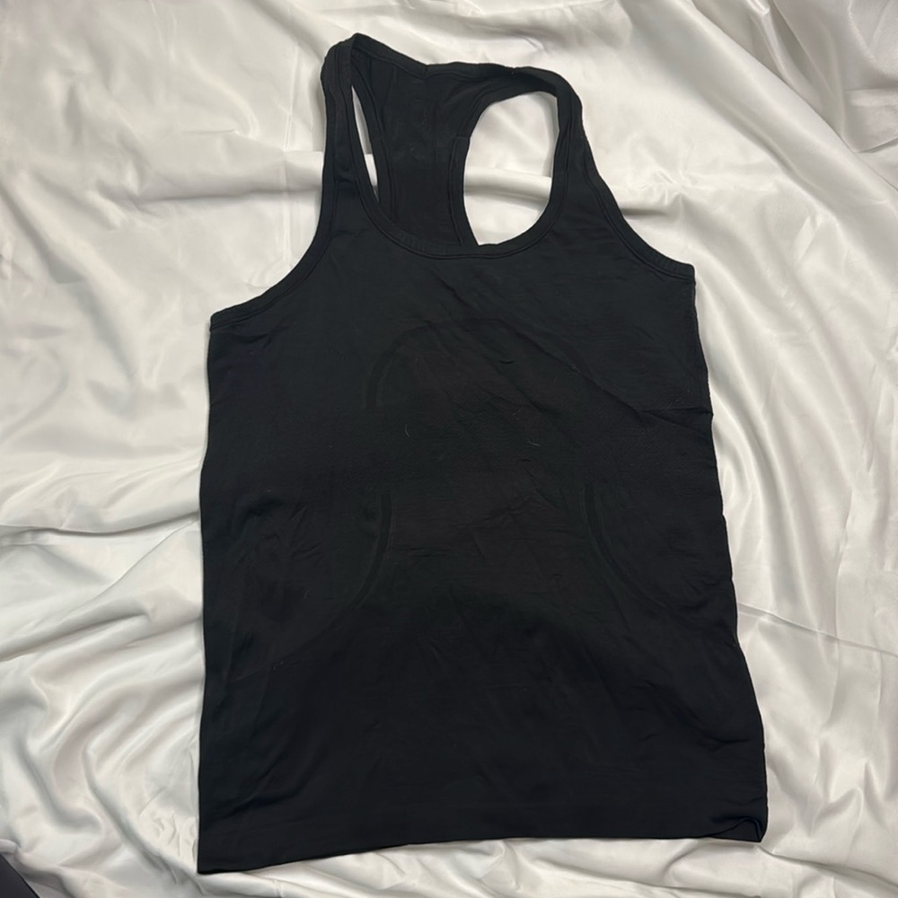 Lululemon black racerback tank! Size 6. Item 099